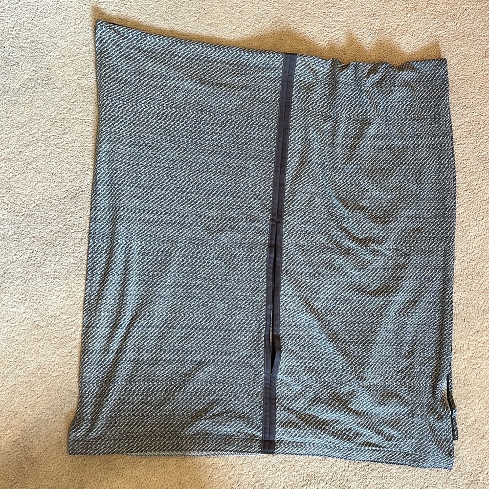 Lululemon vinyasa scarf, grey, NWOT